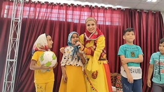 خاله دردونه و بچه ها