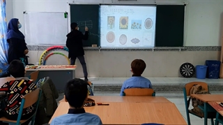 ندا گل‌هاشم، برگزیده‌ی نخستین جشنواره راهی نو