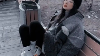 فقط تو نیستی...