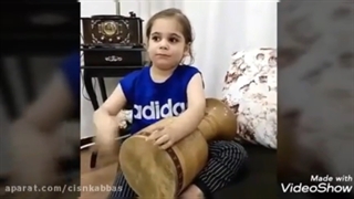۳ اجرا نوازندگی تنبک کودک خردسال پارسا باجلاوند