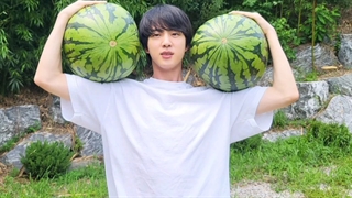 عکس های منتشر شده از صفحه شخصی اینستاگرام Kim Seokjin