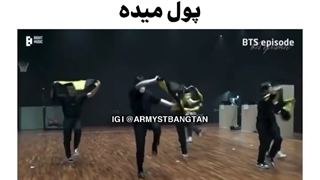 وقتی اعضا برای تمرین گرمی اماده میشدن و تهیونگ...