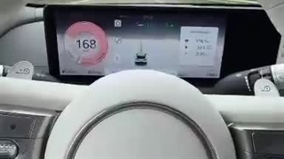 18 ثانیه با جنسیس GV60 برقی