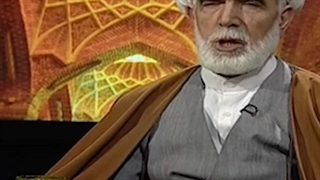 بیرون آمدن شیر درنده از پرده اتاق و کشتن یک نفر