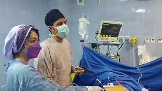 جراحی لاپاراسکوپیک خارج کردن طحال و غدد لنفاوی ناف