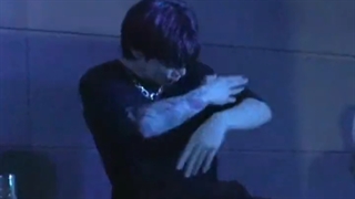 به جان خودم اگر من اینطوری توی مهمونی میرقصیدم خانواده مستقیم می‌بردنم تیمارستان