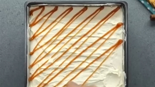 طرز تهیه کیک های دیوانه کننده