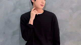 عکس منتشر شده از صفحه شخصی اینستاگرام Kim Seokjin