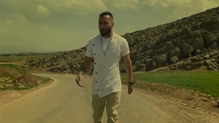 موزیک ویدیو گاپون از توماج در Bia2MOVIES.TV