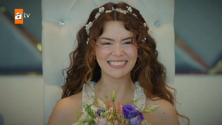 اولین ادیتم از سریال جذاب و جدید کمی روشنایی روز برای دیدن ادیت های بیشتر به آیدیbirkucukgunisig_ir@