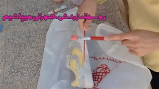 کفشهای نایکی ام را با رنگ اکرلیک کاستوم کردم