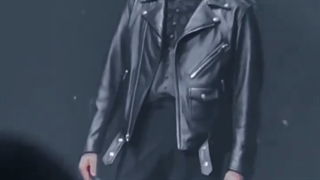 یکی به یونجون بگه لایو نخونه آدم کنترل تنفسش رو از دست میده میره کما...