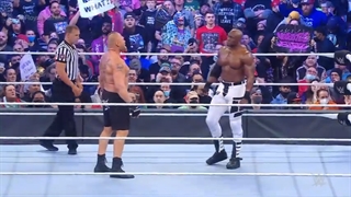 مسابقه بابی لشلی و براک لزنر در royal rumble 2022 سر کمربند wwe title