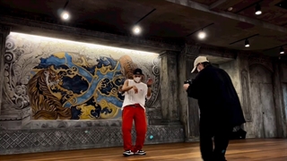 کاور دنس یکی از دنسرهای وایجی از آهنگ Pink Venom بلک پینک Yg dancer cover the dance of Pink Venom of BLACKPINK