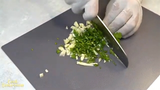 طرز تهیه نان سیر (مجله پاورقی)