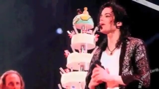 سورپرایز شدن مایکل در وسط کنسرت در روز تولدش در آلمان!