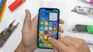 تست دوام آی‌فون‌ 14 اپل