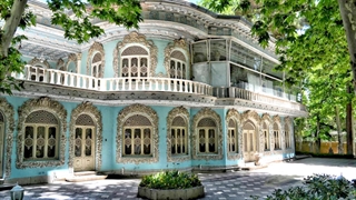 شاهکار گچ بری موزه زمان در خیابان ولیعصر