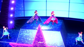 آهنگ Here I am/Princesses wanna have fun با زیرنویس فارسی و انگلیسی از انیمیشن باربی، پرنسس و ستاره پاپ