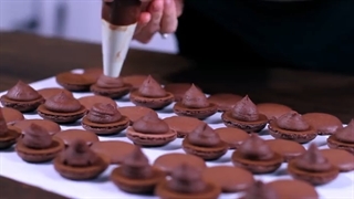 طرز تهیه ماکارون شکلاتی