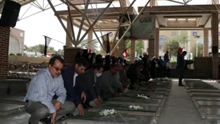 غبارروبی وعطر افشانی مزار شهدا (دانشگاه فرهنگیان آذربایجان شرقی)