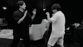 بوکس تمرین کردن تهیونگ و جونگ کوک :) teahkook vkook تهکوک ویکوک