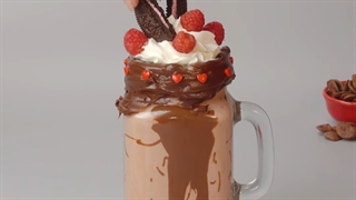 دستور تهیه کیک و دسر شکلاتی برای عاشقان شکلات