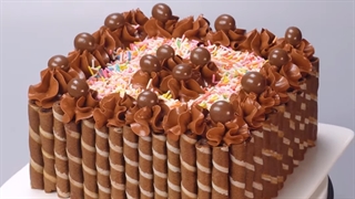 تزیین کیک های شکلاتی بخش 16