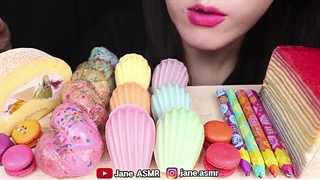 ASMR RAINBOW DESSERTS EDIBLE CRAYON 먹는 색연필 MUKBANG 먹방