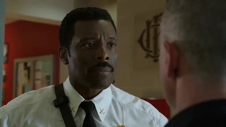 آتش نشان های شیکاگو قسمت 7 ( دوبله + سانسور)