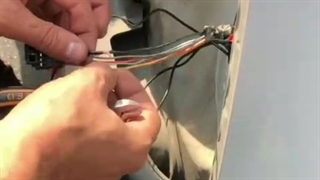 مراحل نصب آینه دوربین توسط تیم (منوچهری تیونینگ)