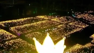 تفاوت ما وی آی پی ها با بقیه♡♡