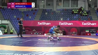 Round 1 FS - 44 kg: A. MEHRALIZADEH (IRI) v. M. ABDRAIMOV (KGZ)