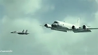 اخطار دادن خلبان به هواپیمای متجاوز