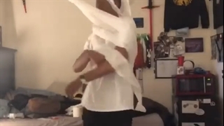 با کیا شدیم 8 میلیارد -_-