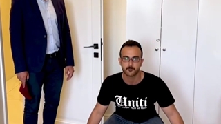 شش ماه بعد از جراحی ترمیم منیسک داخلی زانوی چپ