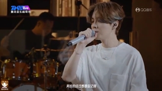 اجرای جدید آهنگ The Moment از لوهان در کنسرت آنلاین Long Time No see 2022