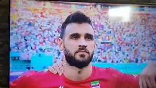 بازی تیم ملی با سانسور و جنجال شروع شد