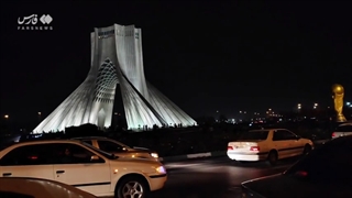 14010904: شادی مردم تهران در میدان آزادی