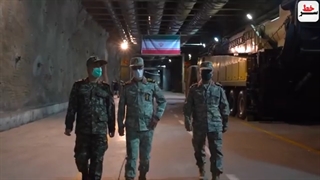 آتش سوزی ساختمان ارتش باکو بعد از تهدید ایران/ کارشناس باکویی:باید استقلال آذربایجان ایران را بگیریم