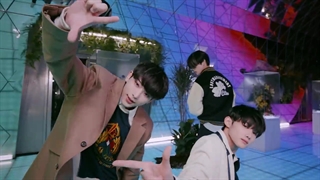 موزیک ویدیو "scent of you" از "team&"