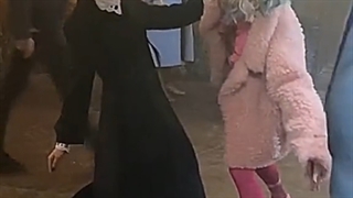 پشت صحنه سریال ونزدی آدامز