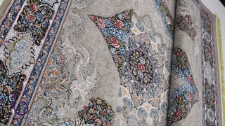 فرش 700 شانه ارزان قیمت - طرح کارینا رنگ فیلی با تراکم 2100