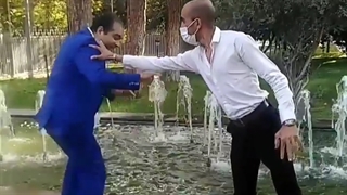 ارمیس و دلقک بازی