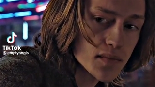 سلام نپصا :))) کپشنو بچک