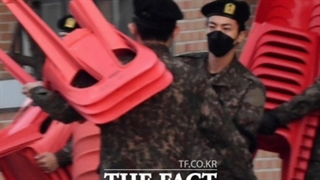 عکس و فیلم منتشر شده از جین در حال گذراندن پنج هفته آموزشی سربازی