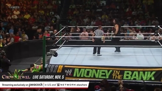 مسابقه The Usos مقابل The Shield در Money In The Bank 2013