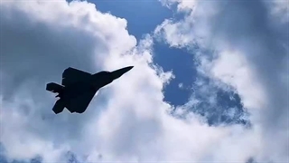 کلیپ دیدنی از جنگنده اف22