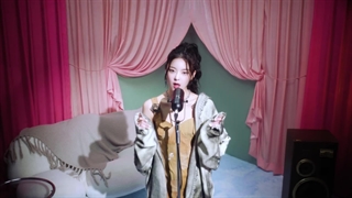 کاور لیا از اهنگ Keep Me Waiting از Bonfyre