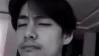 وقتی تهیونگ جواب هیتر ها رو میده (: